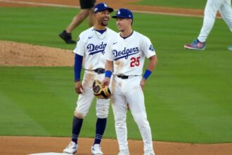 Mookie Betts, Tommy Edman, Dodgers win, 2025 NLCS