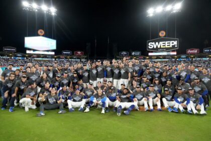 Dave Roberts, Teoscar Hernández, Dodgers win, 2025 NLCS
