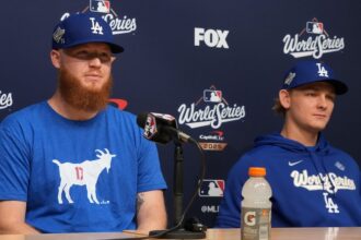 Will Klein, Emmet Sheehan, Gatorade, Shohei Ohtani t-shirt, 2025 World Series