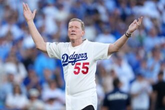 Orel Hershiser first pitch, 2025 World Series