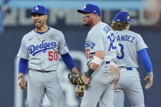 Kiké Hernández double play, Miguel Rojas, Mookie Betts, Dodgers win, 2025 World Series