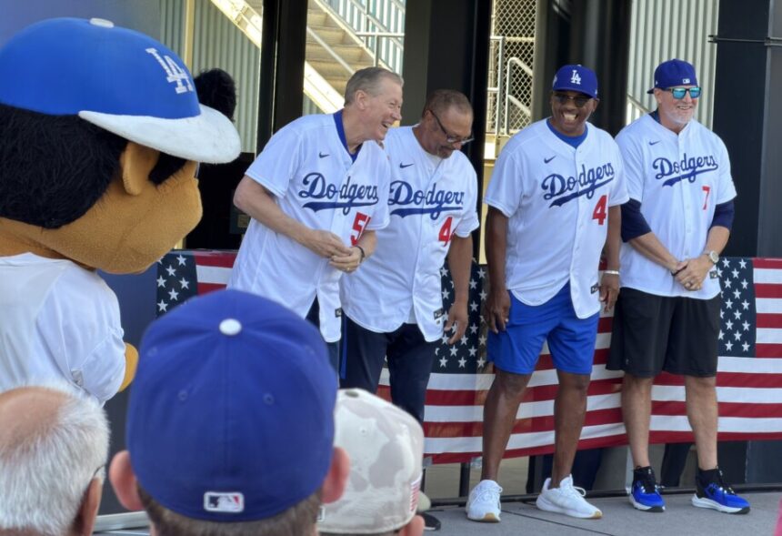 Orel Hershiser, Dennis Powell, Kenny Landreaux, Billy Ashley, Veterans Day