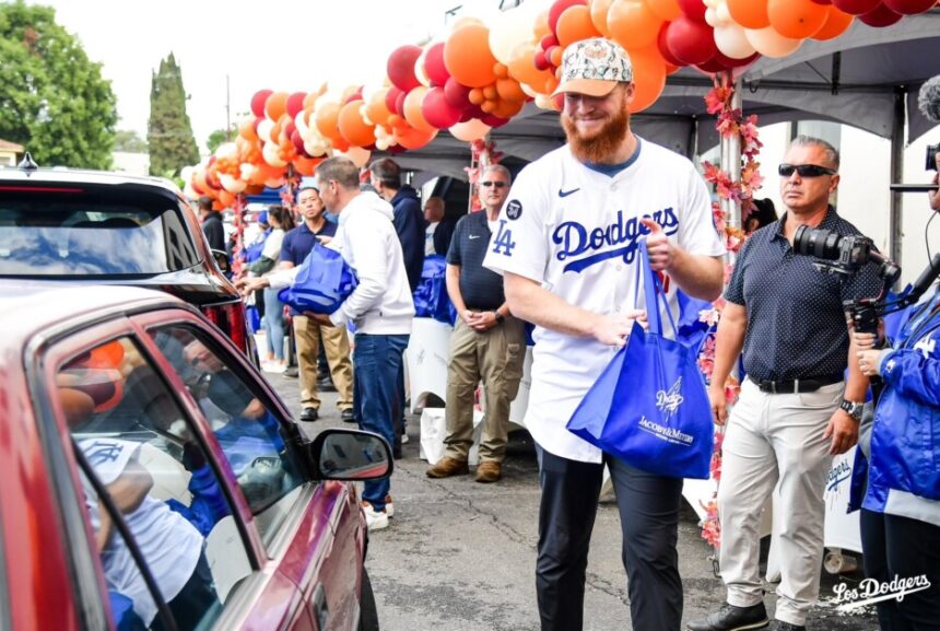 Will Klein, The Dream Center, 2025 Dodgers Thanksgiving drive-thru