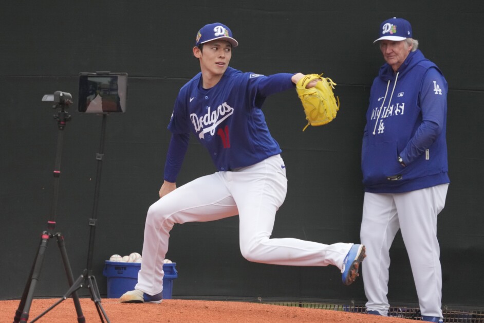 Dodgers Spring Training: Roki Sasaki 'Way Ahead Of Where He Was' In 2025