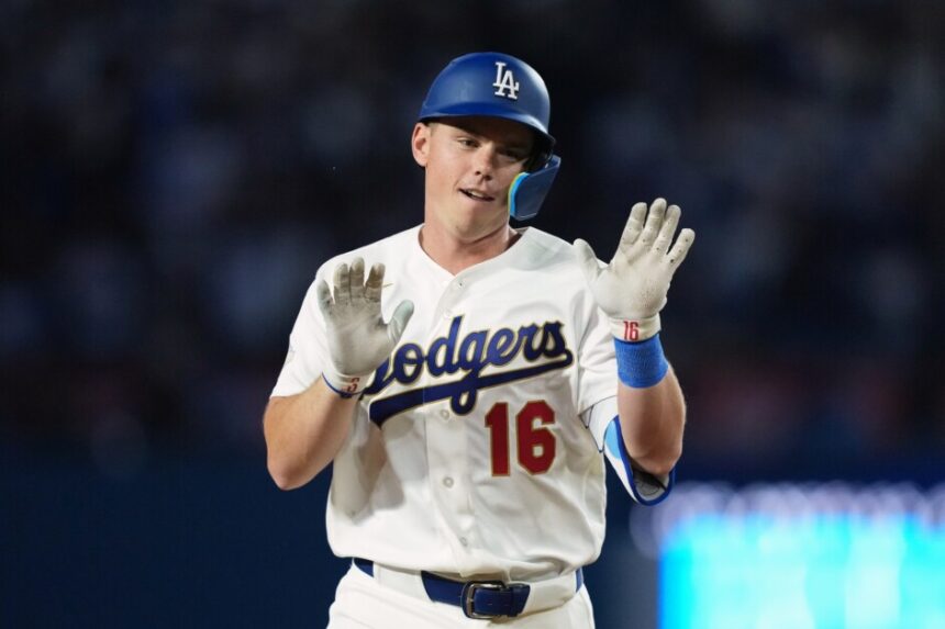 Will Smith, Dodgers home run celebration, Dodgers gold jersey