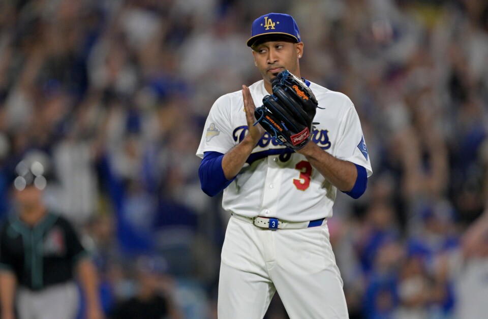 Dodgers taking cautious approach with Edwin Diaz