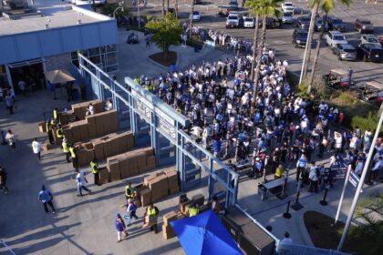 Dodgers fans, Dodgers bobblehead