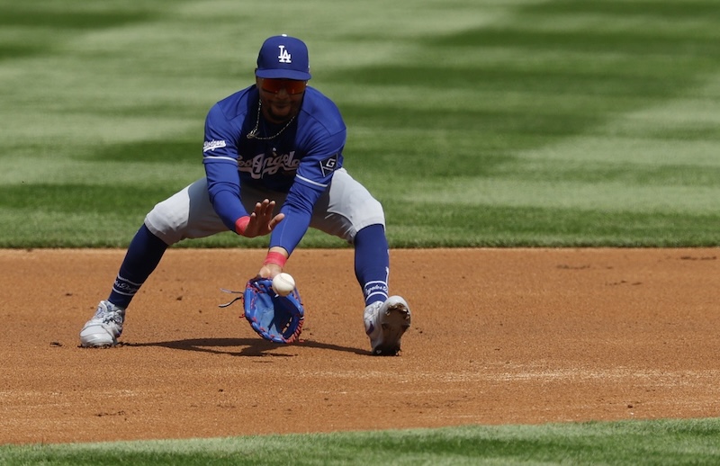 Dodgers have mixed updates on Mookie Betts, Brusdar Graterol and more