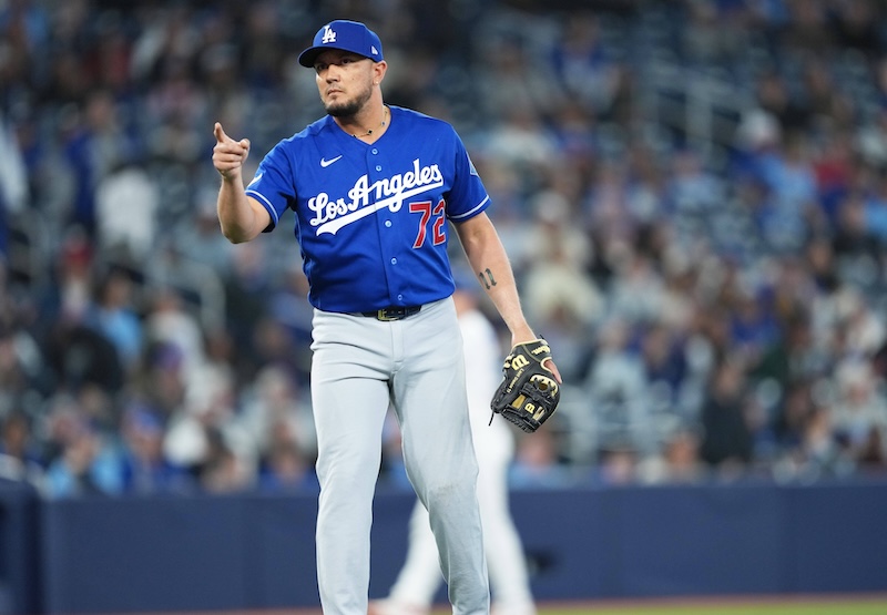 Miguel Rojas, blue Dodgers alternate jersey