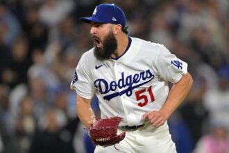 Alex Vesia, Dodgers win