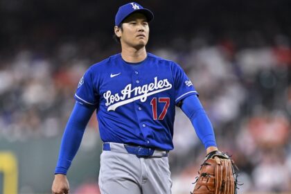 Shohei Ohtani, blue alternate Dodgers jersey