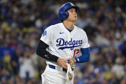 Shohei Ohtani walk