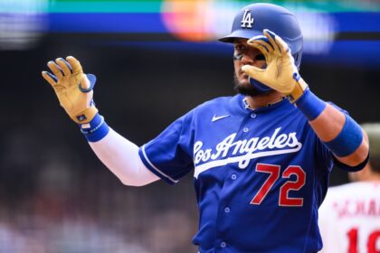 Miguel Rojas, alternate Dodgers road jersey, Freeway Series, Armed Forces Day Weekend