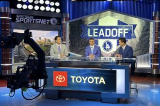 Nomar Garciaparra, Jerry Hairston Jr., John Hartung, SportsNet LA set