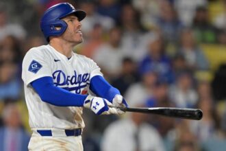 Freddie Freeman walk-off home run, Freeway Series, Dodgers Pride Night