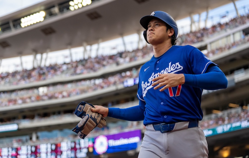 Shohei Ohtani, blue alternate Dodgers road jersey