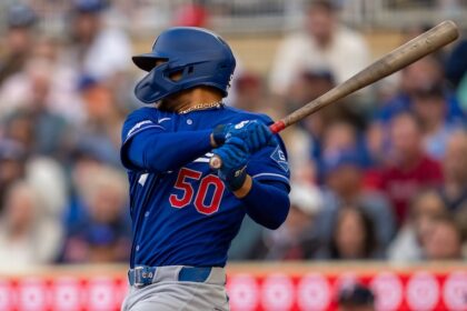 Mookie Betts, alternate Dodgers road jersey