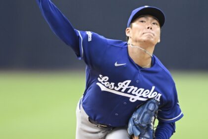 Yoshinobu Yamamoto, alternate road Dodgers jersey