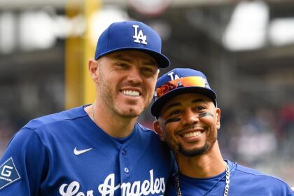 Freddie Freeman, Mookie Betts, alternate Dodgers road jersey
