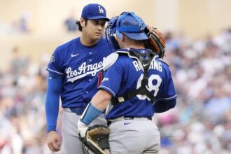 Shohei Ohtani, Dalton Rushing, mound visit, alternate Dodgers road jersey