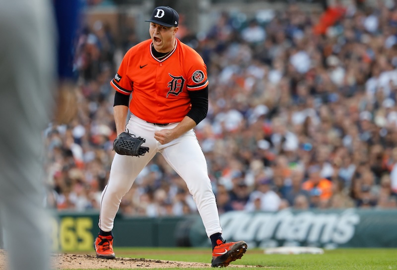 Tarik Skubal, Hall of Fame Weekend Tigers hat, Tigers alternate orange jersey
