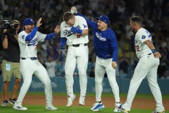 Alex Freeland, Dalton Rushing walk-off, Kiké Hernández, Miguel Rojas, Dodgers walk-off win
