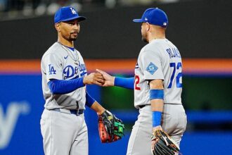 Mookie Betts, Miguel Rojas, Dodgers win