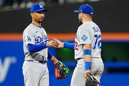 Mookie Betts, Miguel Rojas, Dodgers win