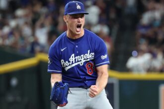 Jack Dreyer, Dodgers win, alternate Dodgers blue jersey
