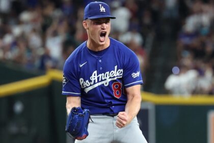 Jack Dreyer, Dodgers win, alternate Dodgers blue jersey