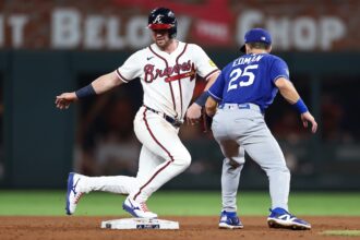 Lane Tomas stolen base, Tommy Edman, alternate Dodgers blue jersey
