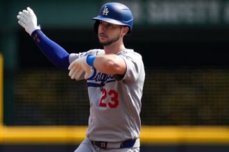 Kyle Tucker double, Freddie Freeman dance